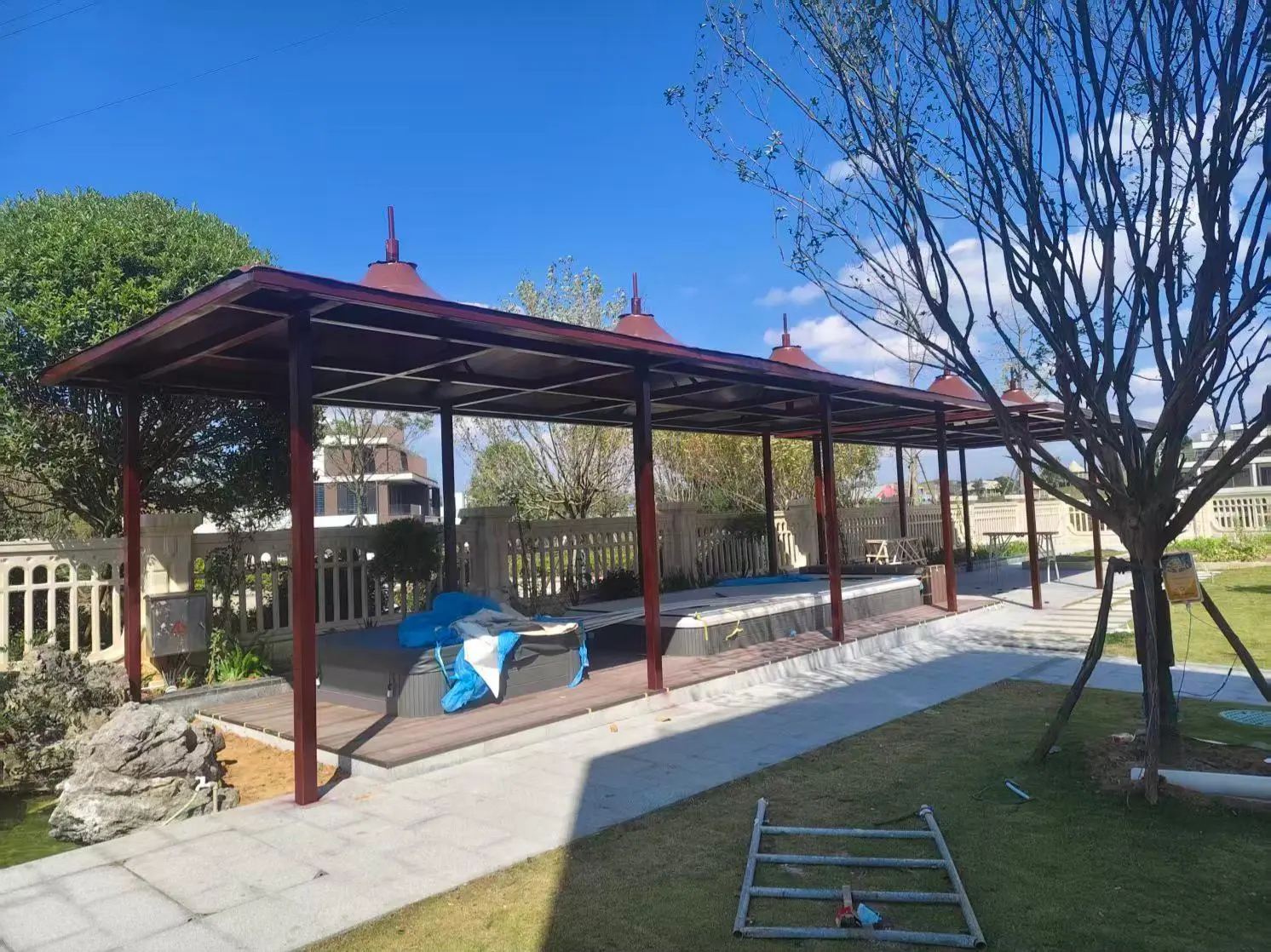 贵州福泉园区小区膜结构停车棚怎么选？本地源头工厂拆解三大坑，避开返修翻倍成本